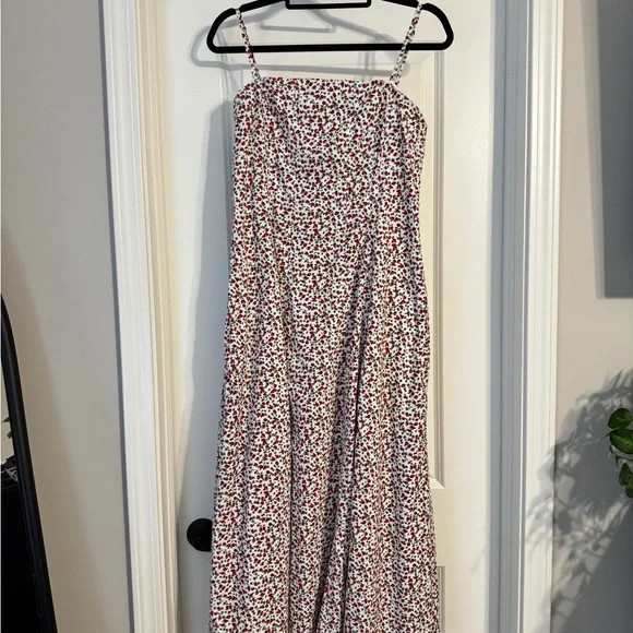 Abercrombie Mila Strapless Midi Strawberry Dress 🍓 - Picture 3 of 5